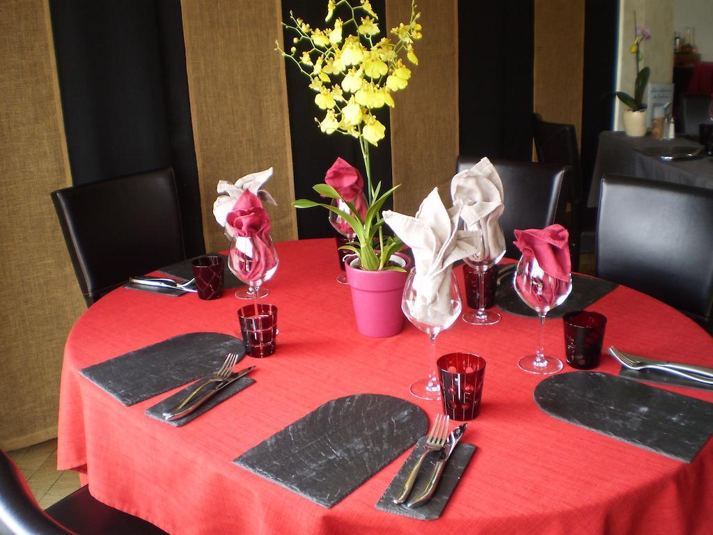 Hotel L Ander Saint-Flour  Room photo